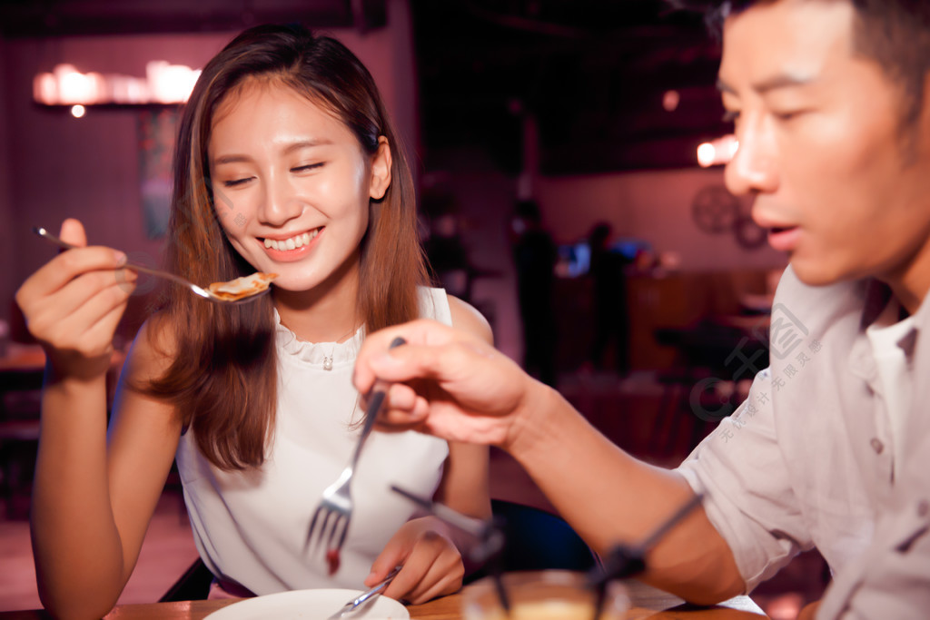 情人吃饭_情人节当天男友问我吃什么_男朋友情人节就请吃了一顿饭