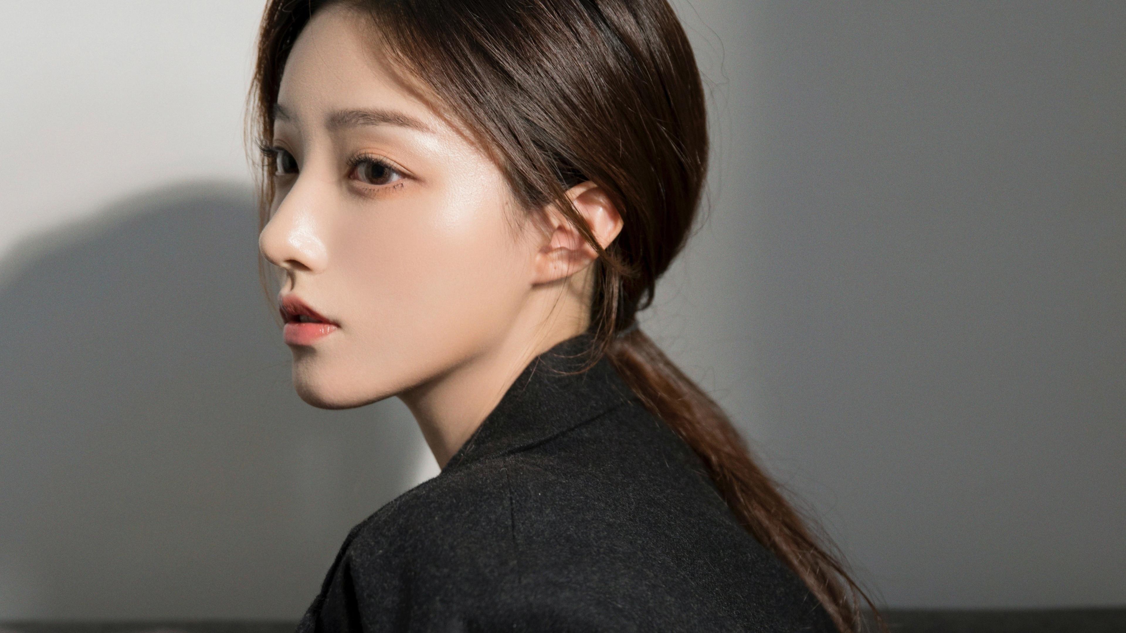 美女脱光_姐姐和妹妹一起脱光衣要我干_美女脱光衣