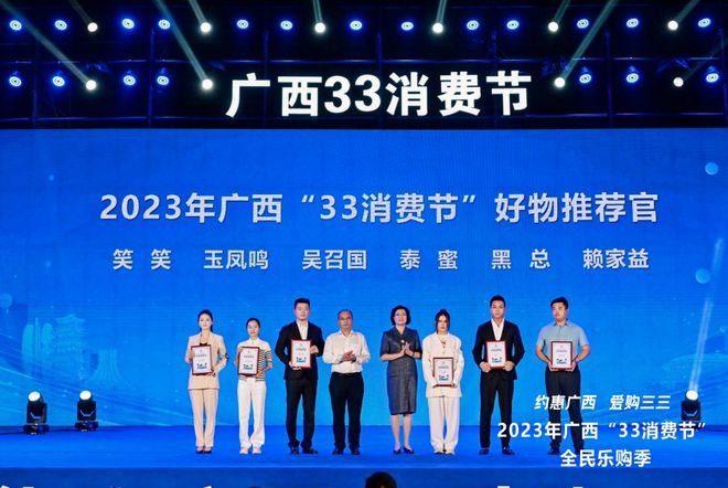 广西女人 生活照_广西女人长相三大特点_广西女人颜值