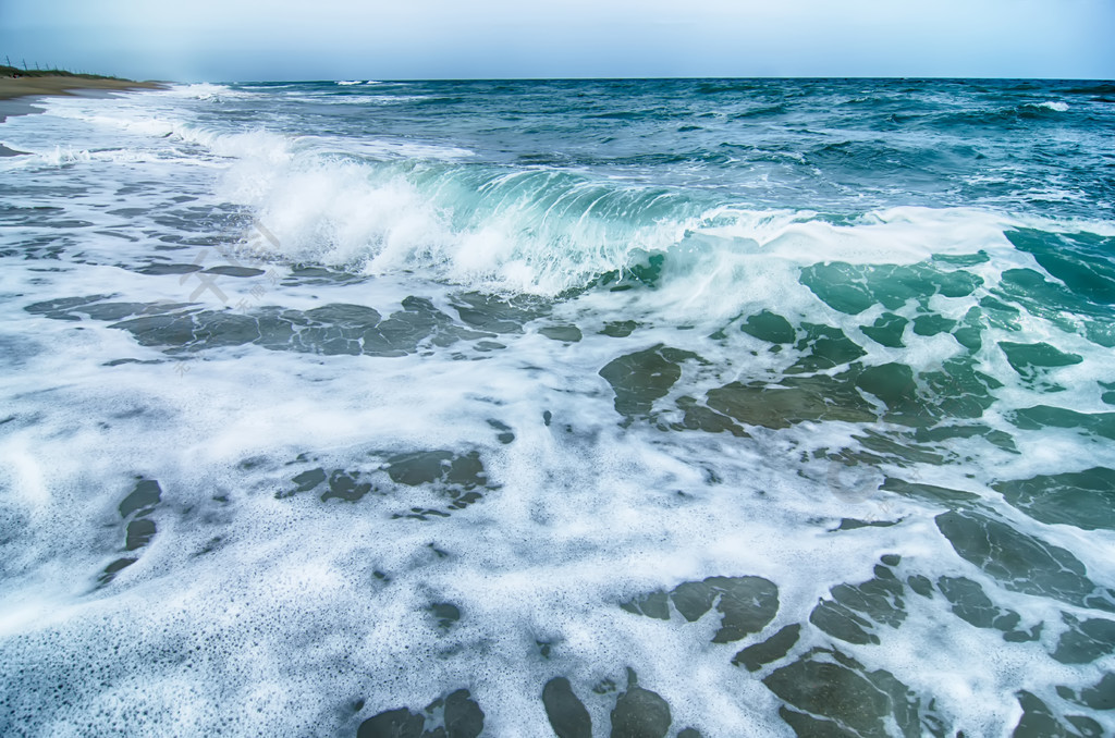 沙滩巨浪第四天困难_沙滩巨浪乳胶漆_巨浪沙滩