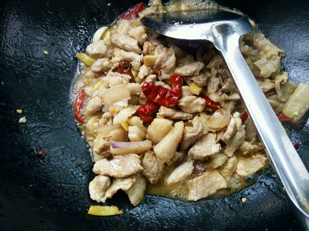 饥荒联机肉汤最便宜做法_肉汤饥荒_饥荒炖肉汤