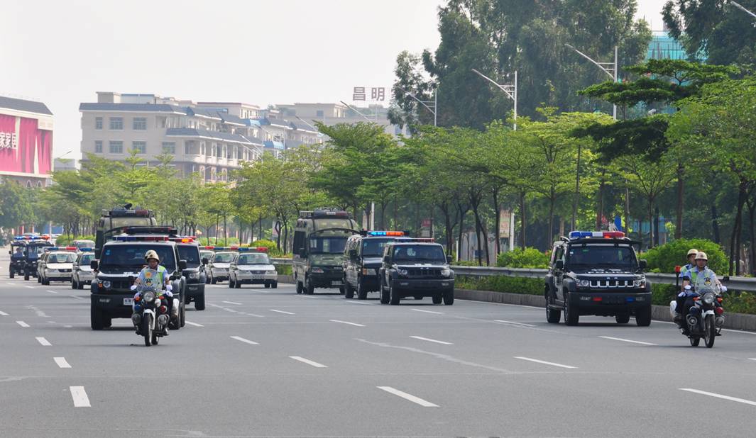 模拟警车下载_模拟警车的游戏_手机游戏模拟警车