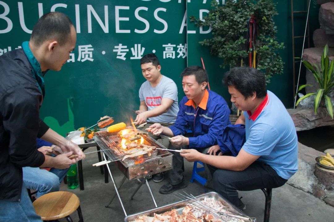 逆风笑bbq_逆风笑视频大全_逆风笑bbq事件视频