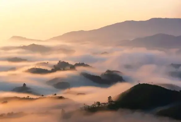 手机徒步旅游游戏_徒步旅游手机游戏大全_一款徒步旅行的游戏