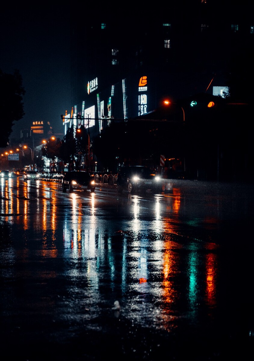 手机雨天游戏_雨天手机游戏能玩吗_有雨天的手游