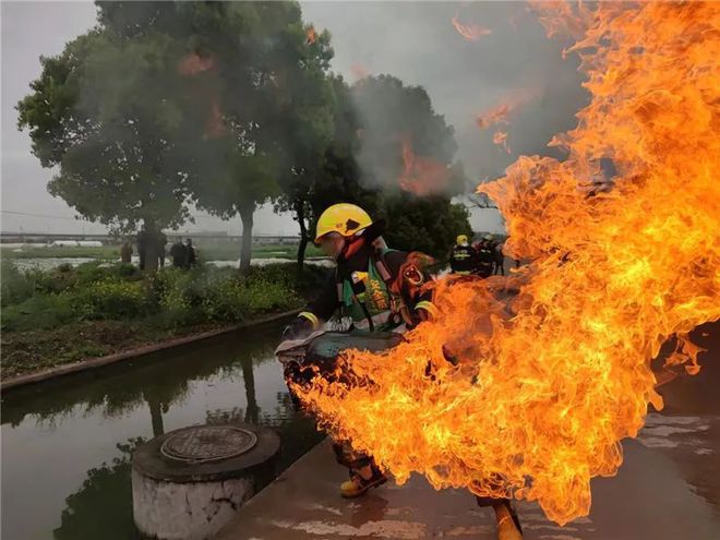 血界战线_血界战线的症状_血界战线原著