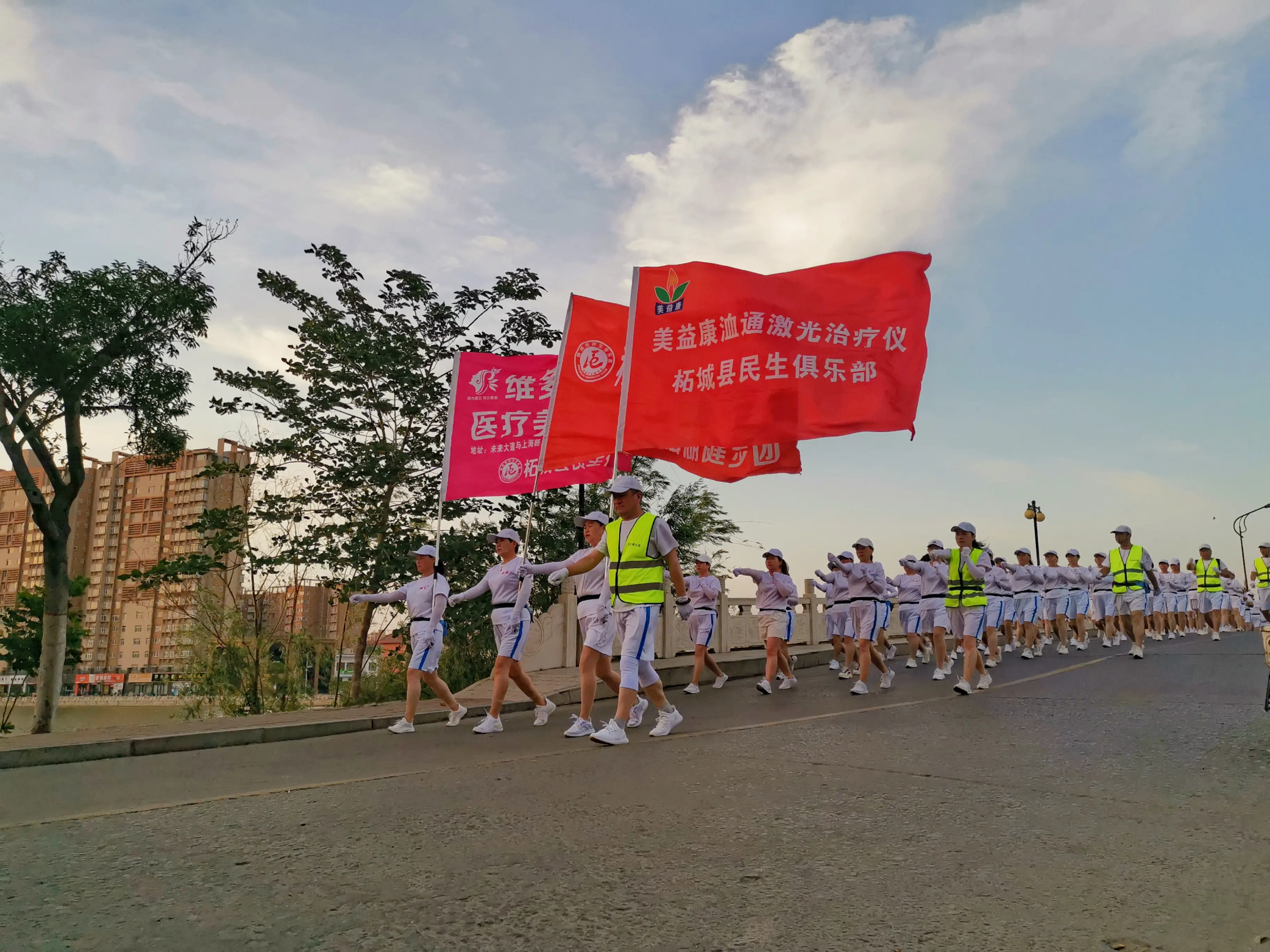 只有云知道_云知道的歌词_云知道歌曲原唱
